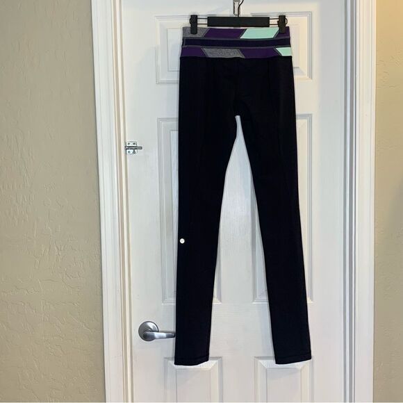 Lululemon Groove Reversible Leggings Workout Yoga Size 4 Inseam 33” - Picture 4 of 9